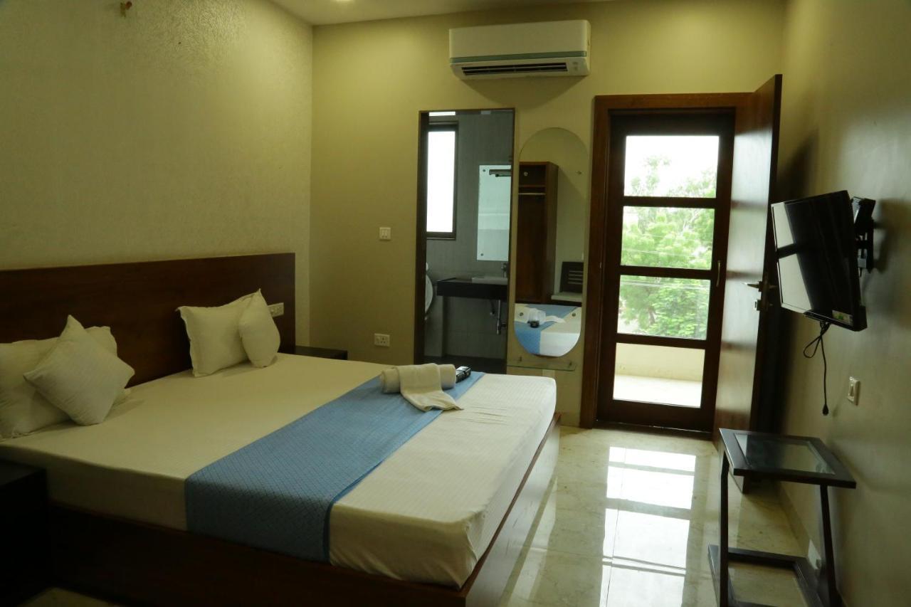 The Jawai Gateway Hotel Sheoganj Bagian luar foto