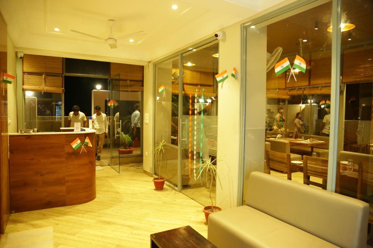 The Jawai Gateway Hotel Sheoganj Bagian luar foto
